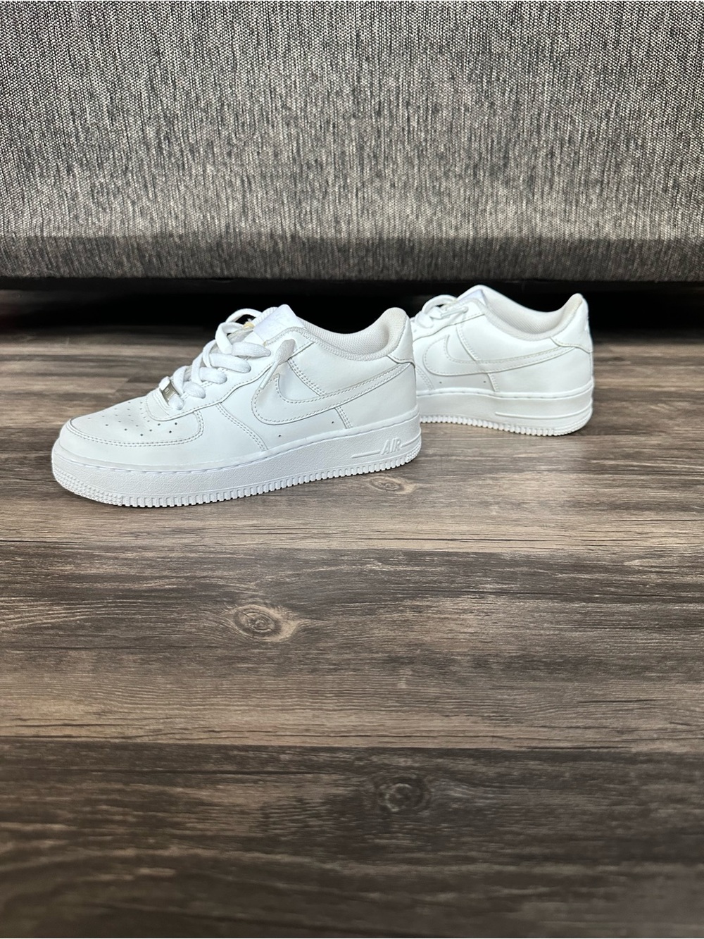 Nike Air Force 1 White Sneakers Youth Size 6.5 | Women’s 8